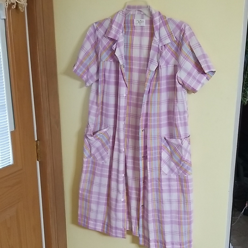 Vintage Pink Plaid Short-Sleeve House Dress